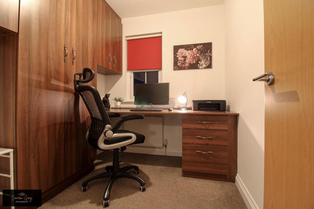 Nice 2 Bed House, Office, Wi-Fi, Free Parking Belfast Exterior photo